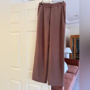 Lululemon Softstreme High-Rise Pant Regular Espresso color Size 6 Retail $128